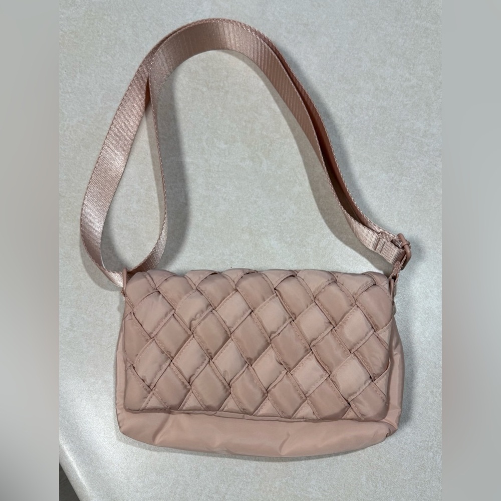 Live in Style Chic Quilted Crossbody Bag in Blush Aldi